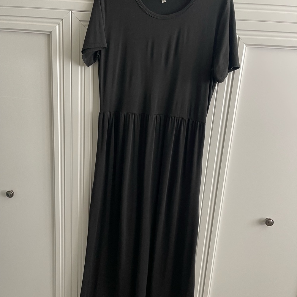 Elegant Black Women's Dress